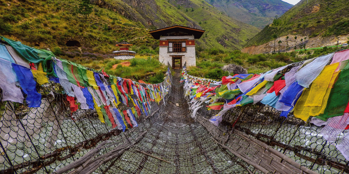 Tachogang Lhakhang Bridge Image